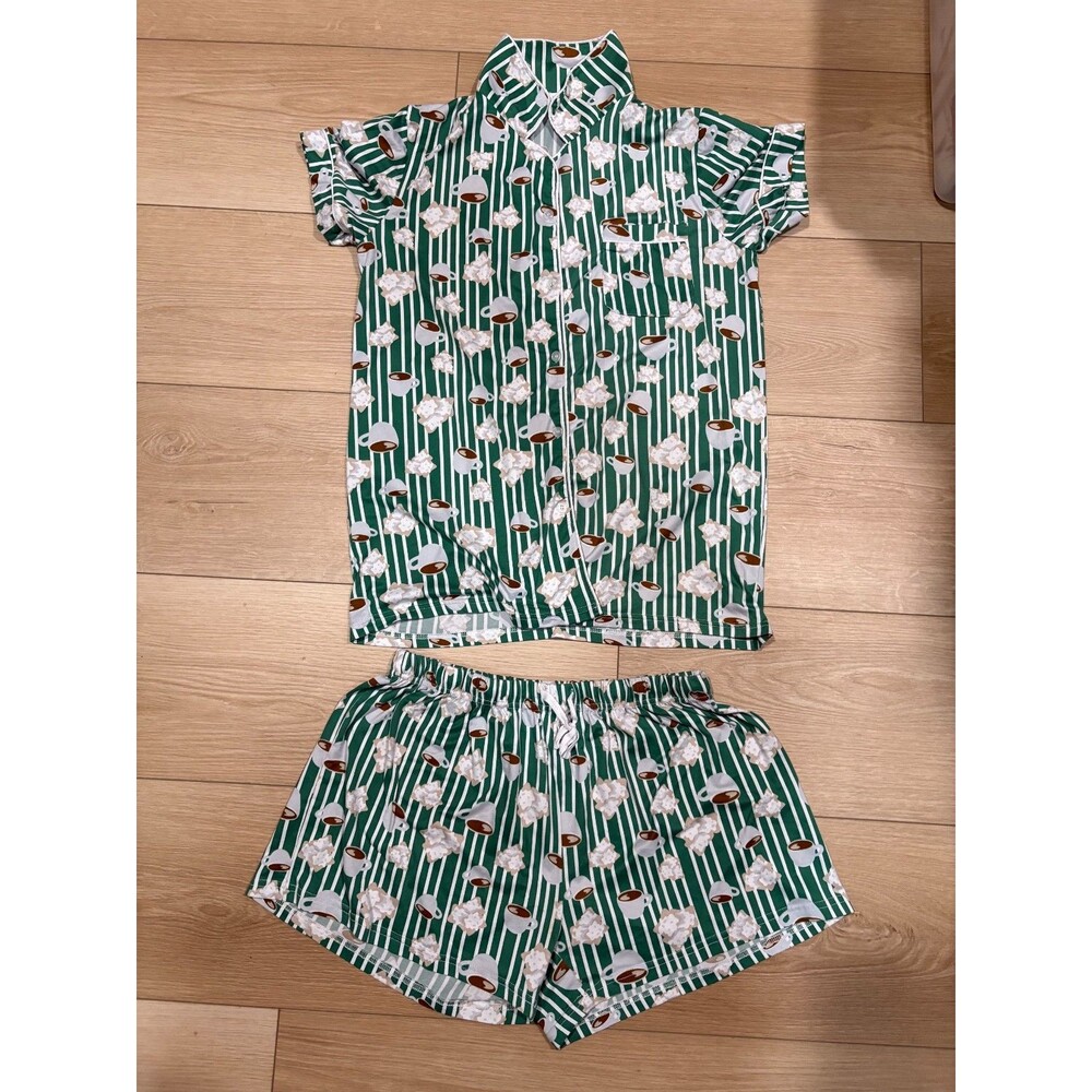 The Royal Standard Pajama Set Women's Large Green Coffee Cups & Biscuits Shorts